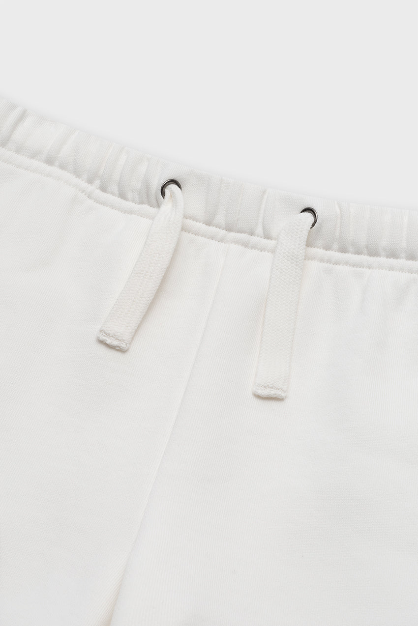#color_off white
