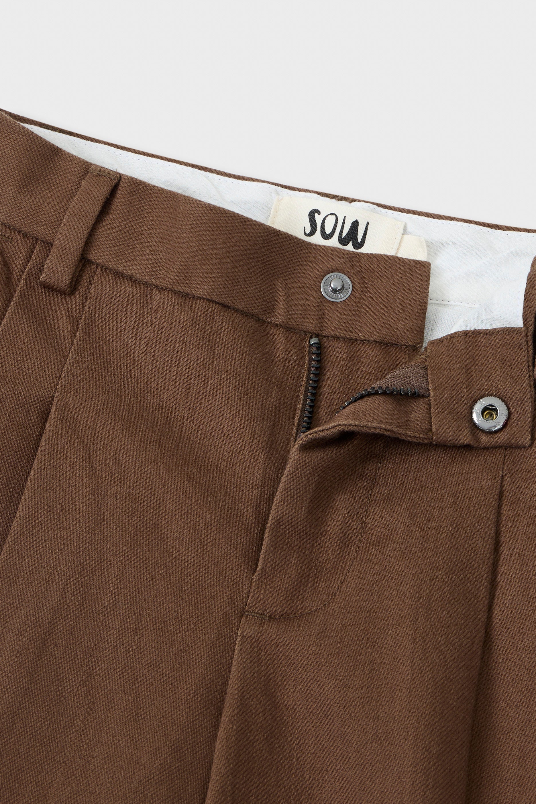 #color_brown