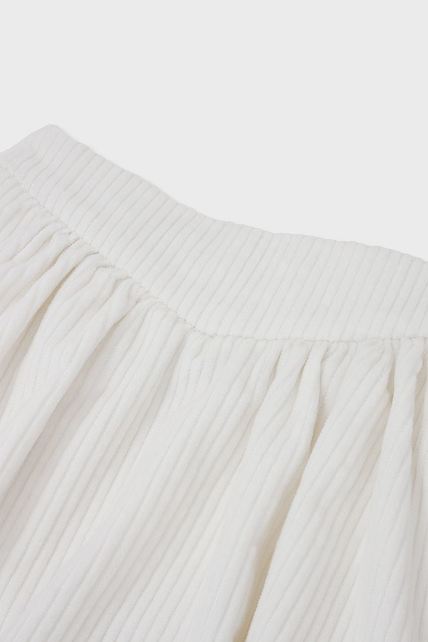 #color_off white