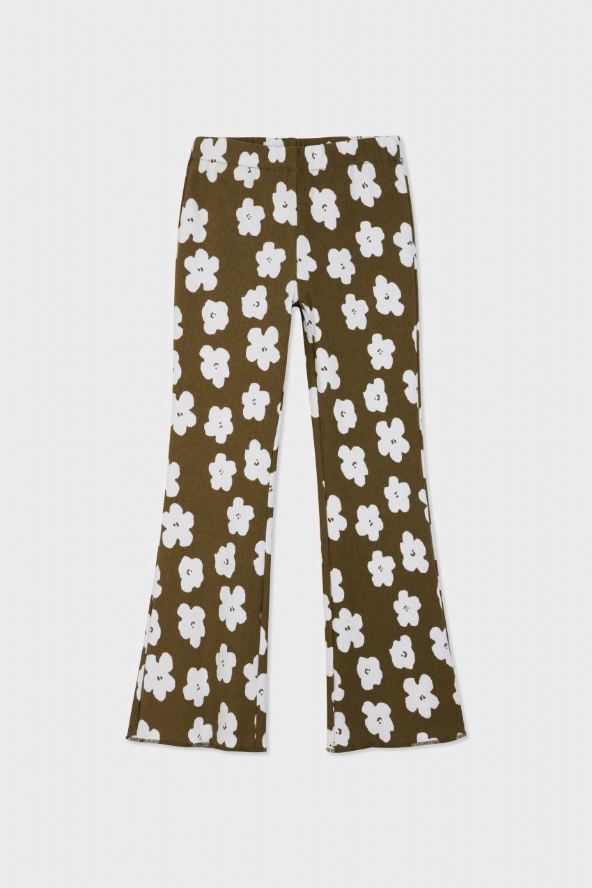 color_olive with flower print