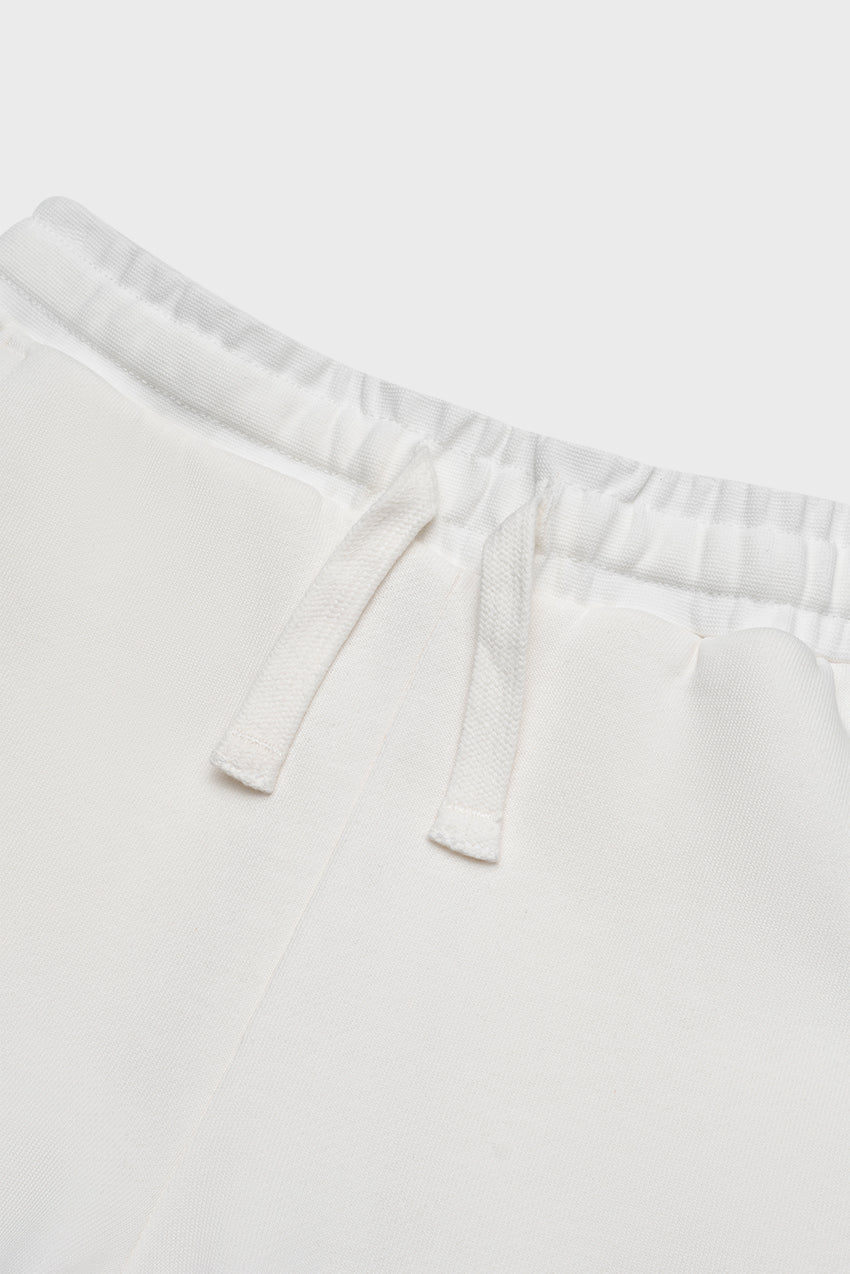 #color_off white